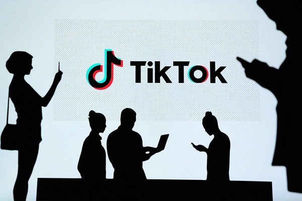 Người kiểm duyệt live Tiktok